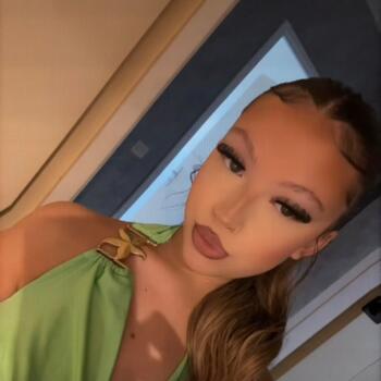 Babysitter in Persan: Clara