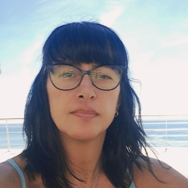 Babysitter in Faro: Vânia