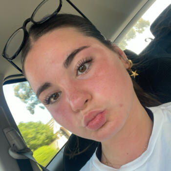 Babysitter Sydney: Chloe