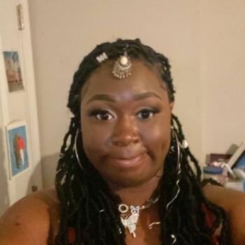 Babysitter in Covington: Stacey