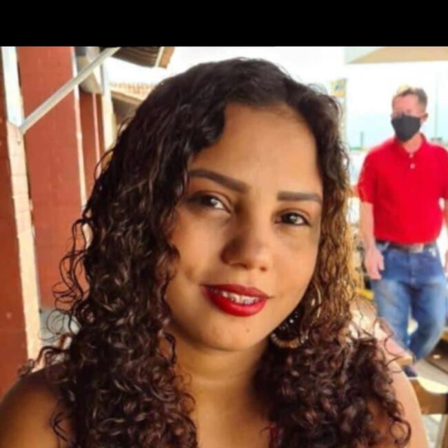 Babá em Brasília: Sibelly