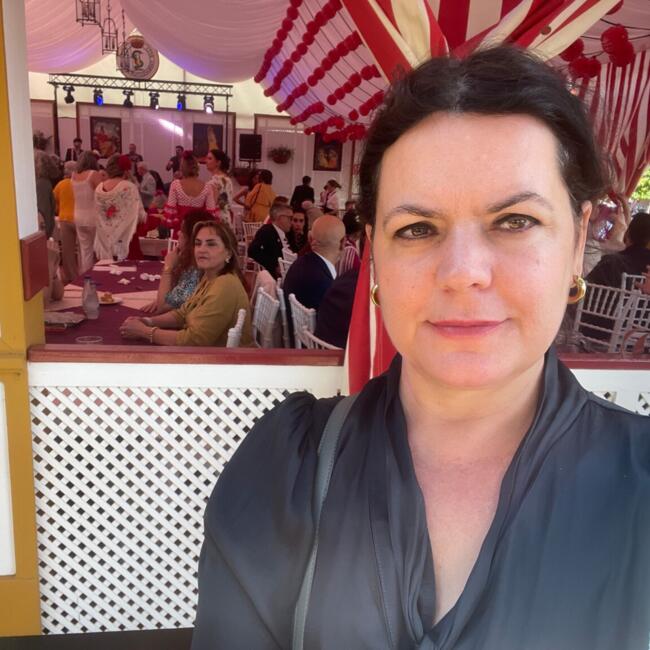 Babysitter in Seville: Vjola