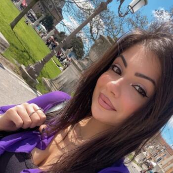 Babysitter in Modena: Assunta