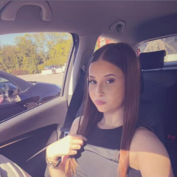 Babysitter in Pers-Jussy: Kellyssa