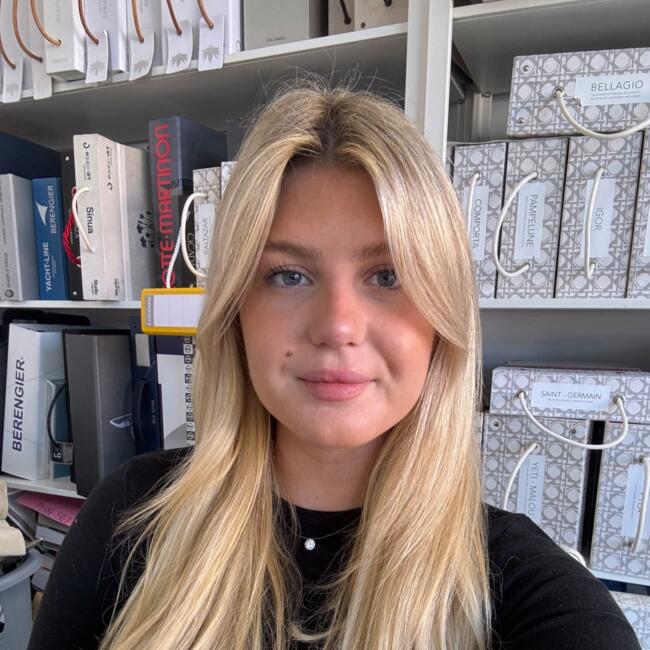 Nanny in Sydney: Lou