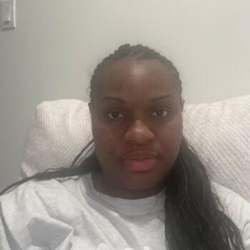 Δουλειά για babysitter στην περιοχή Έντμοντον: δουλειά φύλαξης παιδιών Chi