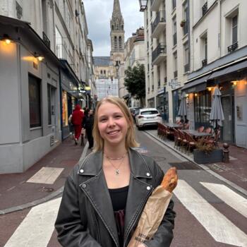 Babysitter in Leipzig: Emmelie