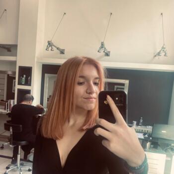 Babysitter στην περιοχή Περιστέρι: Ελίνα