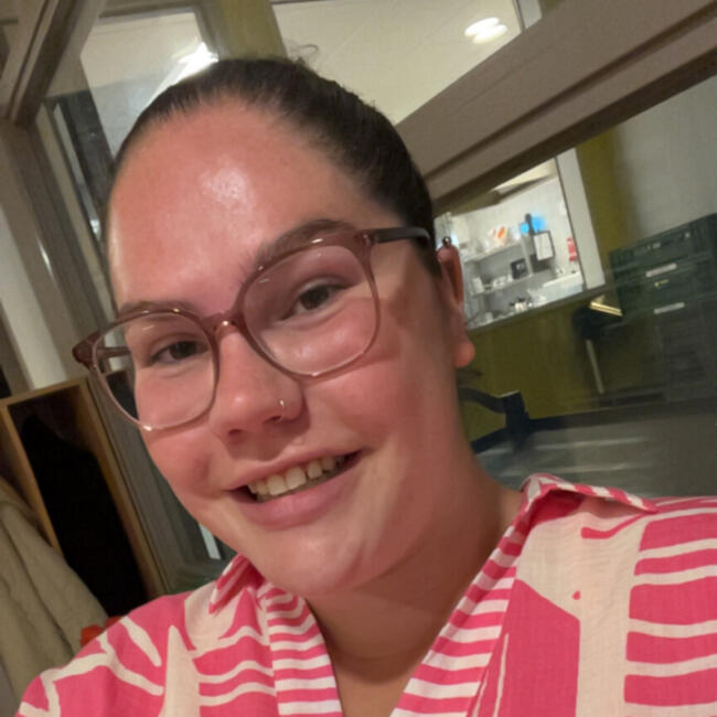 Oppaswerk in Schiedam: Joëlle