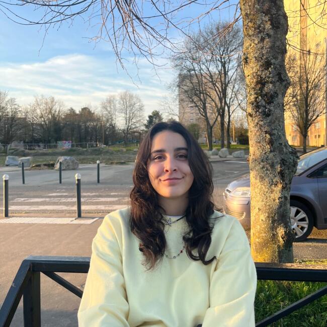 Babysitter in La Chapelle-sur-Erdre: Juliette