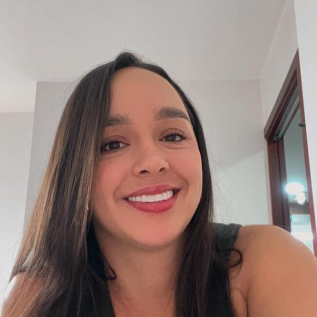 Canguro en Oliva: Alejandra