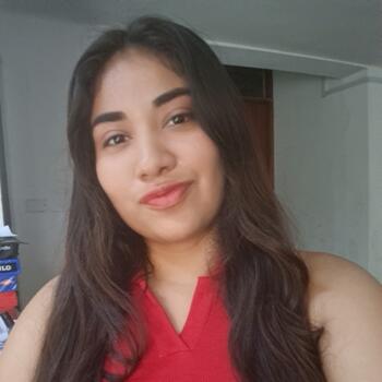 Babysitter in Piura: Lucero