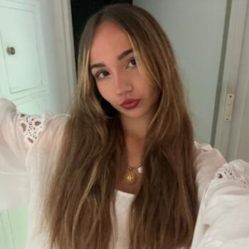 Babysitter in Sceaux: Héloïse