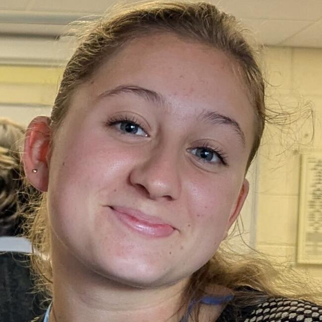 Babysitter in Saint-Martin-de-Seignanx: Lilou