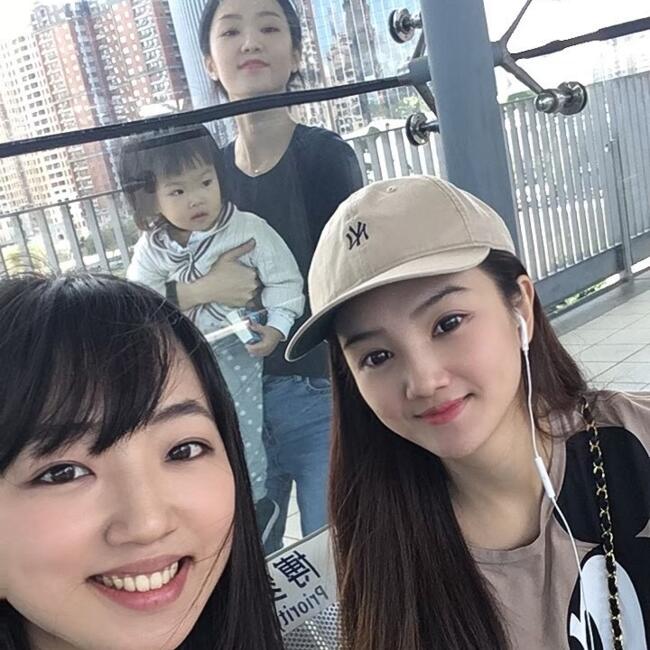 Babysitting job in Singapore: Pingmei