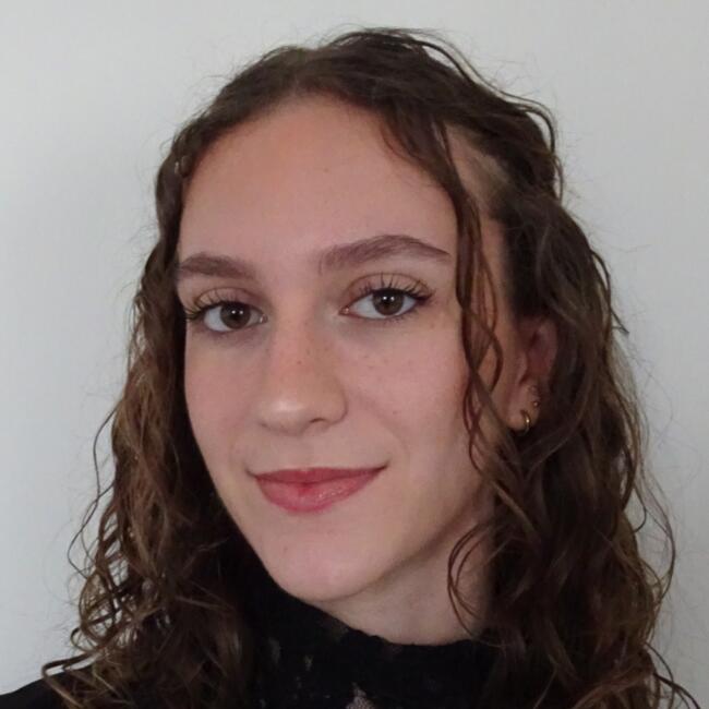 Babysitter in Persan: Lou anne