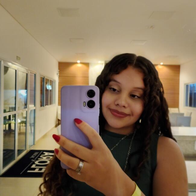 Babá em Jacareí: Maria Isabella