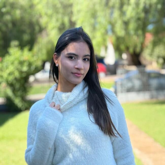 Emprego de babá em Umuarama: Pamela