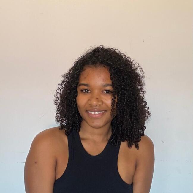 Babysitter em Pinhal Novo: Lizandra