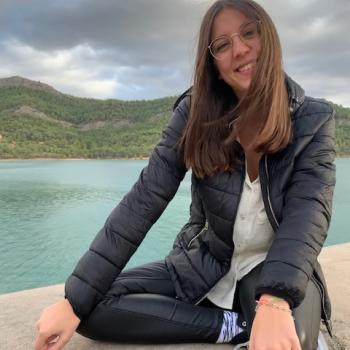 Babysitter Esplugues de Llobregat: Helena