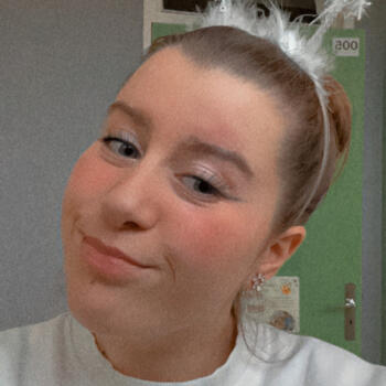 Baby-sitter Flers-en-Escrebieux: Imène