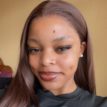 Babysitter in Germiston: Emily