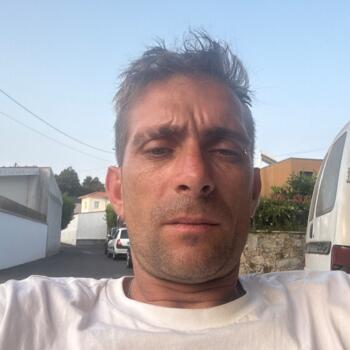 Babysitting job in Braga: babysitting job Miguel