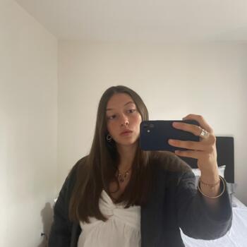 Babysitter in Albi: ELOISE