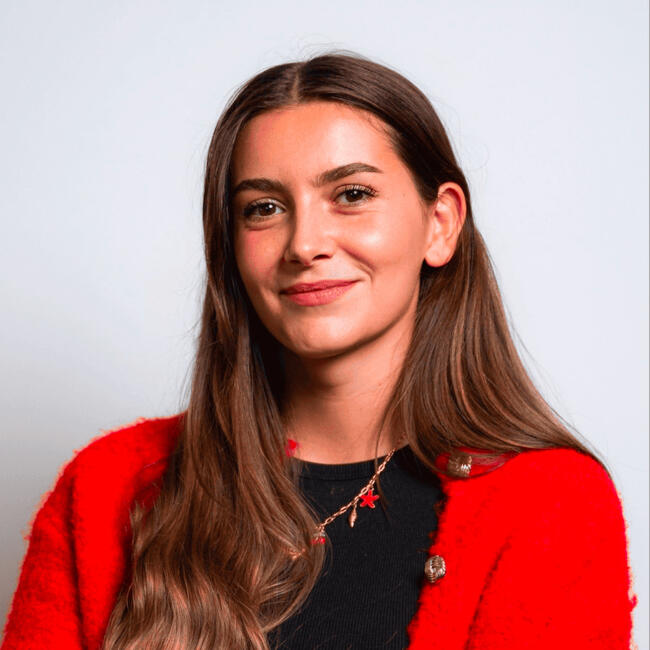 Babysitter in Valbonne: Eva