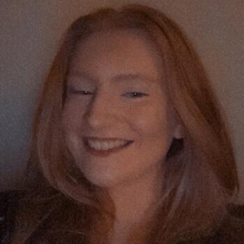 Babysitter in Dunmurry: Bláthnaid