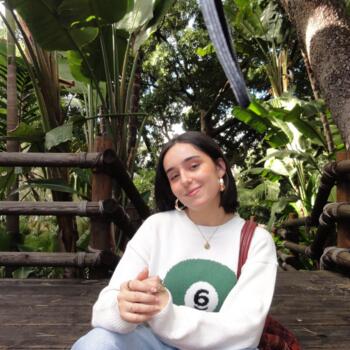 Babysitter in Seville: Julia