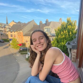 Babysitter in Ottignies-Louvain-la-Neuve: Clarisse