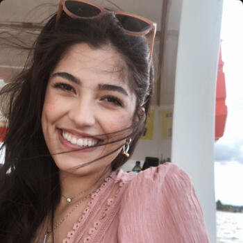 Babysitter in Brasília: Caroline