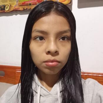 Babysitter in Ica: Claudia