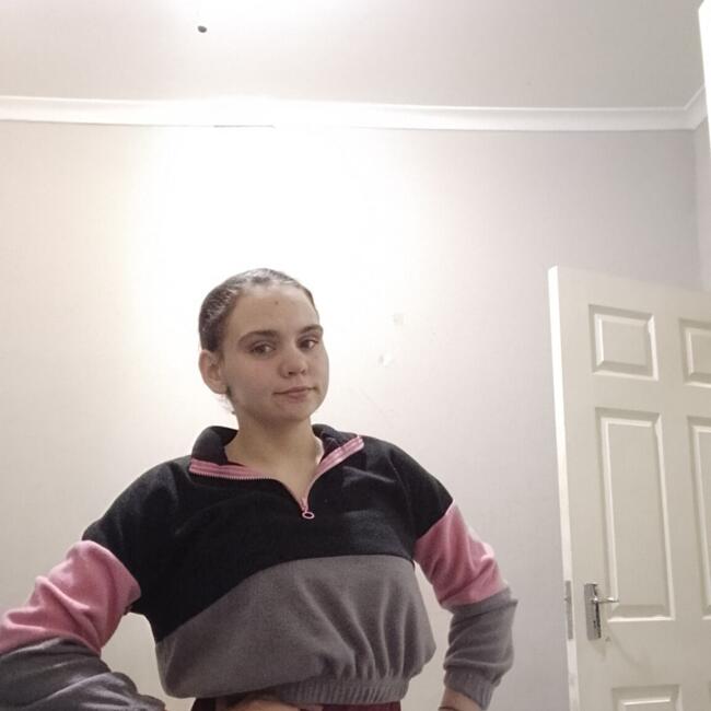 Babysitter in Benoni: Chloe