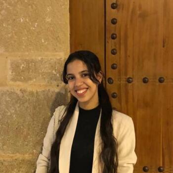 Baby-sitter Évry: Najat