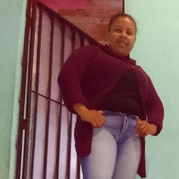 Babá em Recanto das Emas: Monica