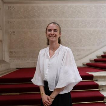 Baby-sitter à Tours: Manon