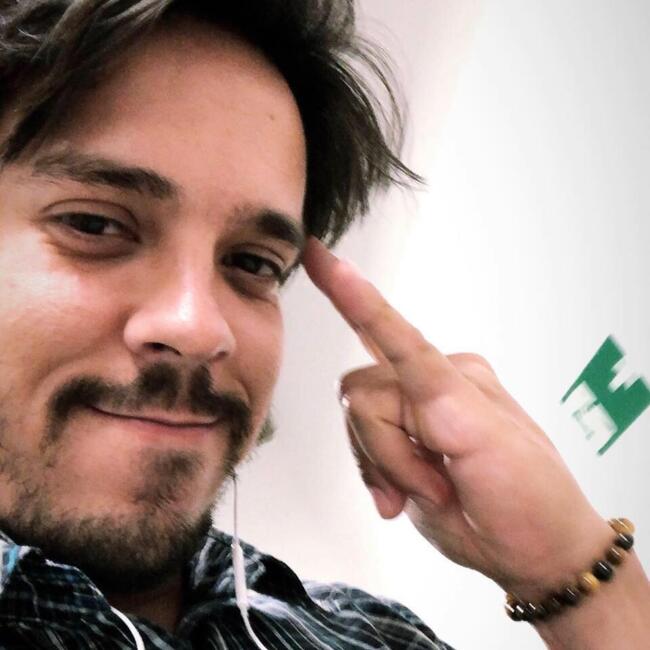 Emprego de babá em Betim: Andre