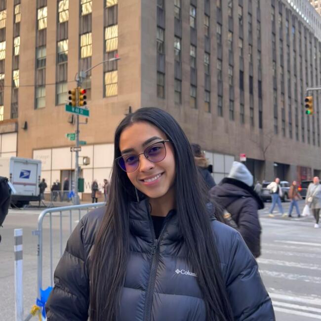 Babysitter in San Isidro (Vázquez de Coronado): Raquel