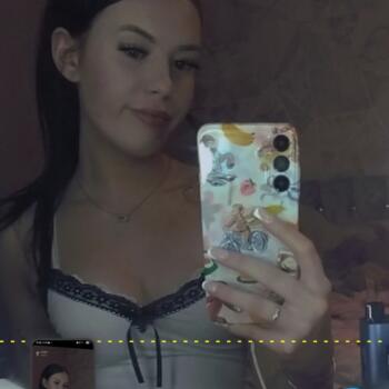 Babysitter in Yateley: Caitlyn