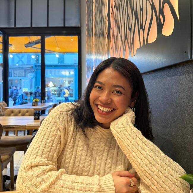 Babysitter in Hamburg: Putri Della