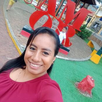 Babysitter in Guayaquil: Baque