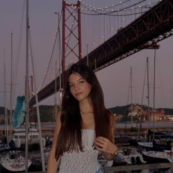 Babysitter in Trafaria: Catarina