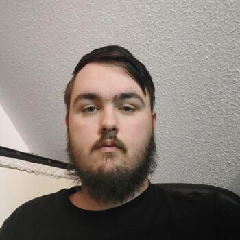 Babysitter στην περιοχή Αθήνα: Tommy