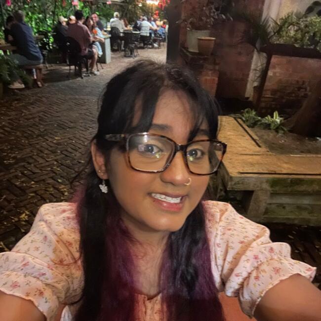 Babysitter in Singapore Island: Sharen