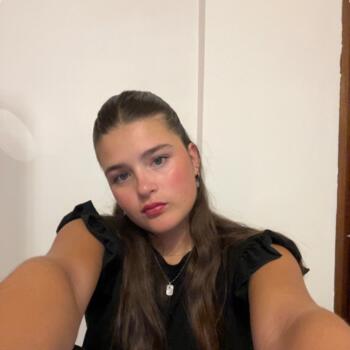 Babysitter in Marseille: Cloe