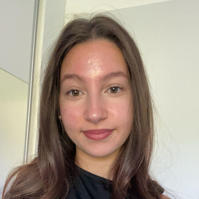 Babysitter in Valence: Lara