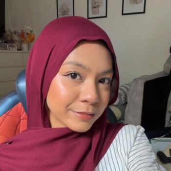 位于新加坡的临时保姆: Qaisara