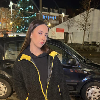 Babysitter in Saint-Josse-ten-Noode/Sint-Joost-ten-Node: Aya